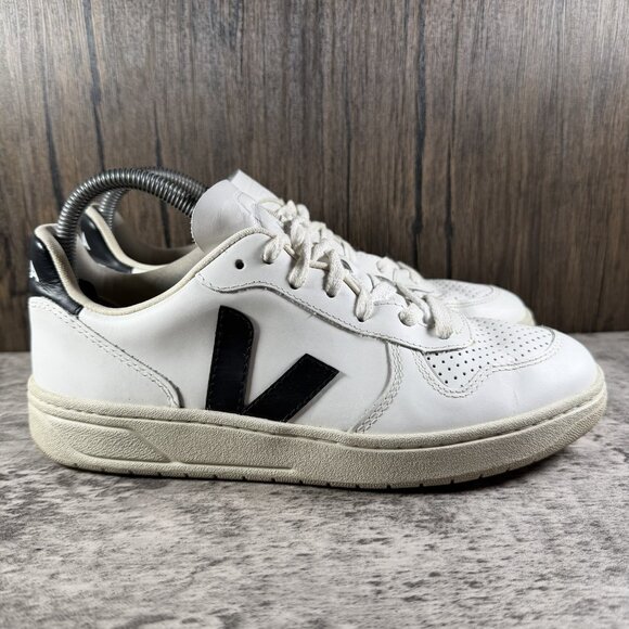 VEJA Womens V-10 Natural White Black Leather Casual Shoes Sneakers Size 8 US - Picture 3 of 10